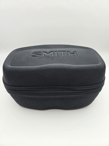 Used smith goggle molded hard - goggle,